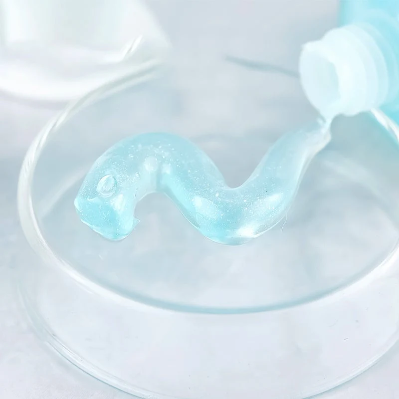 Radiant Whitening Toothpaste - Image 3